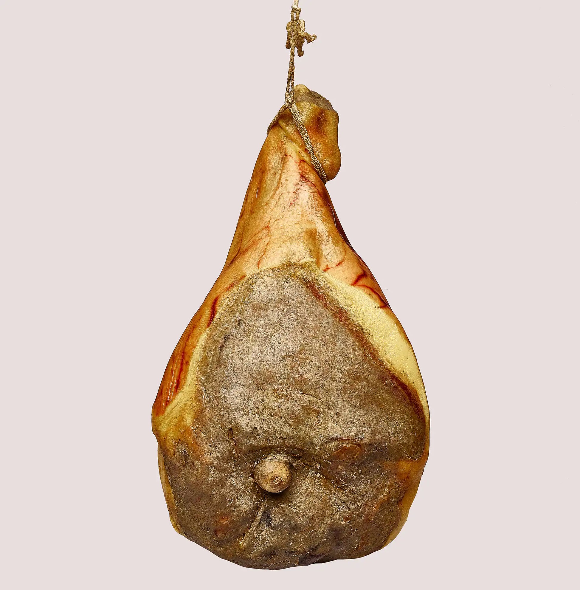 Prosciutto crudo intero